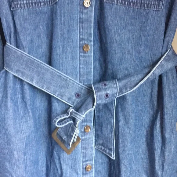 J. Crew Denim Dress, has rip in wrist that needs sewn - Picture 7 of 8